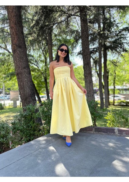 Kadın Sarı Straplez Pile Detaylı Gizli Fermuarlı Uzun Elbise