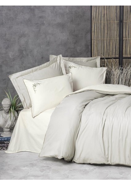 Çift Kişilik Elit Saten Nev Takımı Teresa Bej