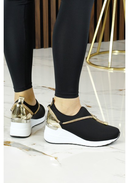 Ellie Altın Streç Zincirli Taşlı Tokalı Metal Detaylı Dolgu Topuklu Günlük Ayakkabı indirimleri