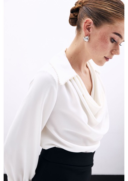 Degaje Yaka Incili Salaş Bluz - Ekru indirimleri