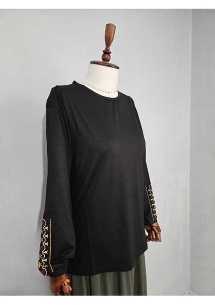 Kadın Likralı Orta Yaş ve Üzeri Dört Mevsim Anne Penye Bluz Yeni Sezon Kolu Işlemeli Siyah - Xl