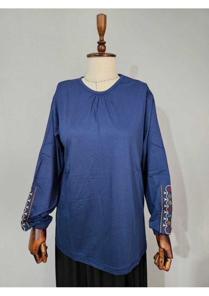 Kadın Likralı Orta Yaş ve Üzeri Dört Mevsim Anne Penye Bluz Yeni Sezon Kolu Işlemeli Mavi - L