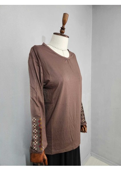 Kadın Likralı Orta Yaş ve Üzeri Dört Mevsim Anne Penye Bluz Yeni Sezon Kolu Işlemeli Kahverengi - L modelleri