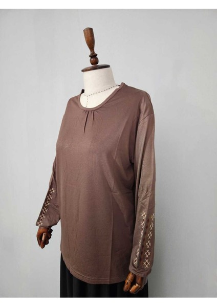 Kadın Likralı Orta Yaş ve Üzeri Dört Mevsim Anne Penye Bluz Yeni Sezon Kolu Işlemeli Kahverengi - L