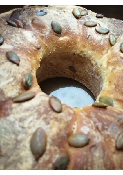 Doğal Ekşi Mayalı Tahıllı Kabak Çekirdekli Çiçek Ekmek 900GR indirimleri