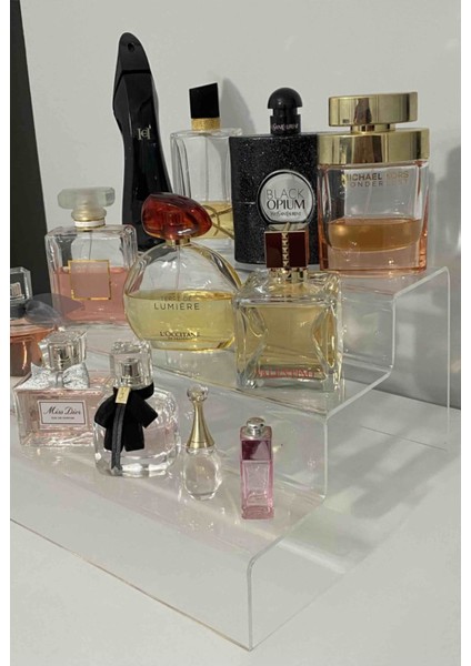 Şeffaf 3 Katlı Pleksi Merdiven Standı, 30CM, Makyaj ve Dekor Kullanımına Uygun