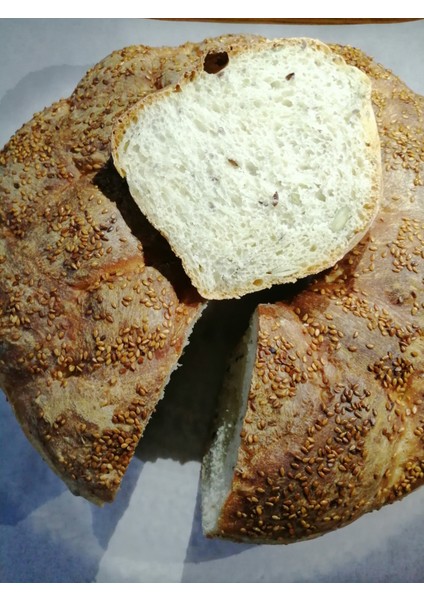 Doğal Ekşi Mayalı Tahıllı Susamlı Çiçek Ekmek 900GR modelleri