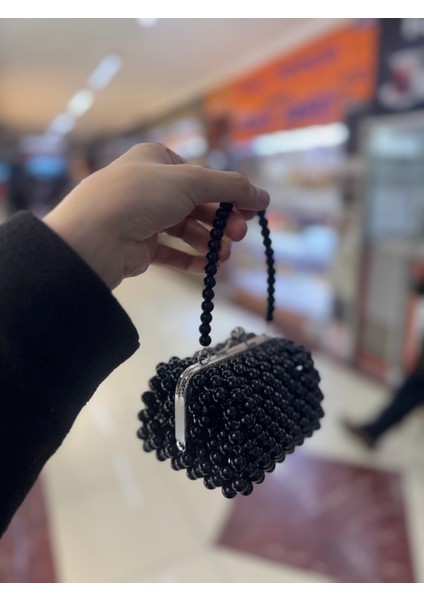 Klipsli Boncuk El Çantası - Siyah fiyatları