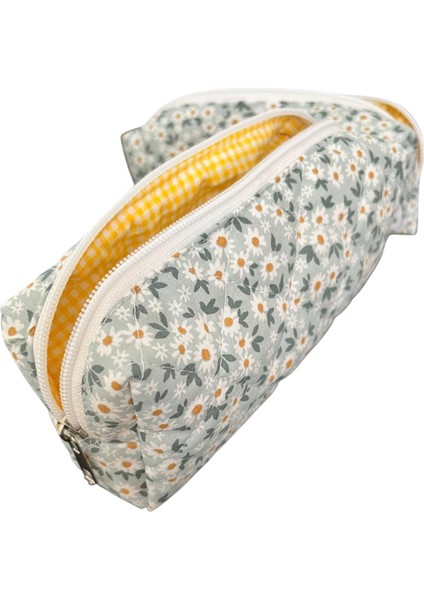 Yeşil Papatya Desenli Kalemlik – Organic Cotton Astarlı, Kapitone Kumaş, Geniş Hacimli Kalem Kutusu