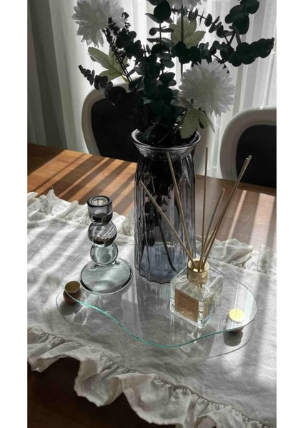 Eğri Cam Tepsi, Ahşap Top Ayaklı Dekoratif Sunum ve Düzenleyici Stand fırsatları