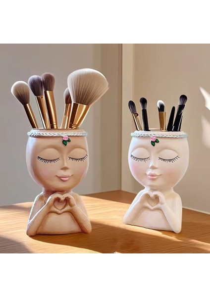 Beyaz Kız Figürlü Makyaj Fırçalık ve Organizer fiyatları