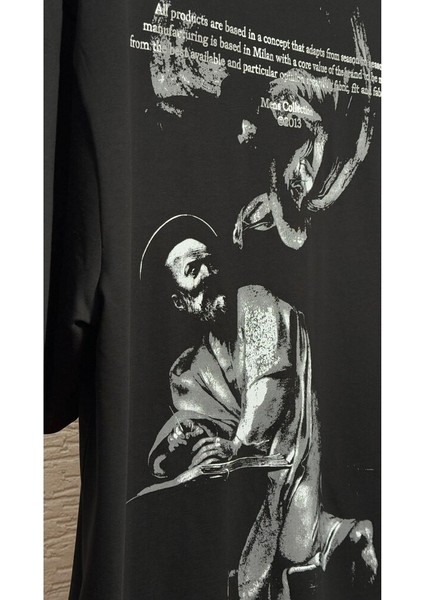 Erkek T-Shirt – Arka Baskı Detaylı Beyaz, Modern ve Şık Tasarım fırsatları