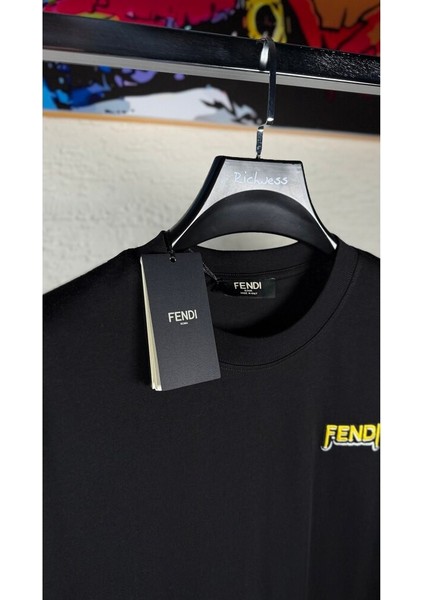 Logo Nakış Detaylı Erkek T-Shirt Nw fırsatları