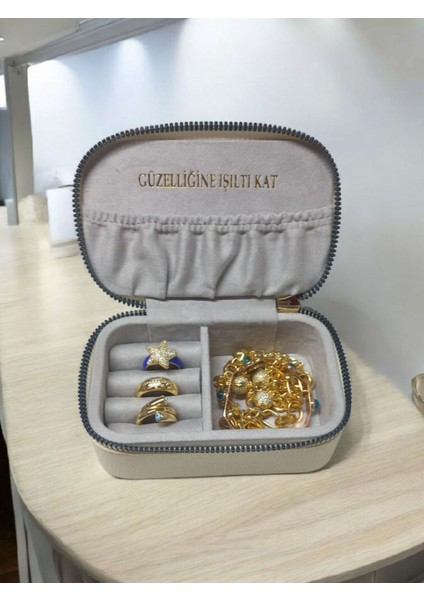 Şık Bej Seyahat Takı Saklama Kutusu, Ahşap ve Deri Tasarım