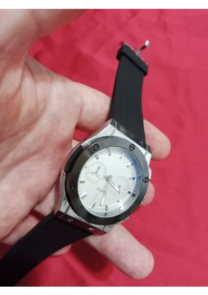 Erkek Kol Saati - Siyah Silikon Kordon Siyah Yuvarlak Kasa 6045