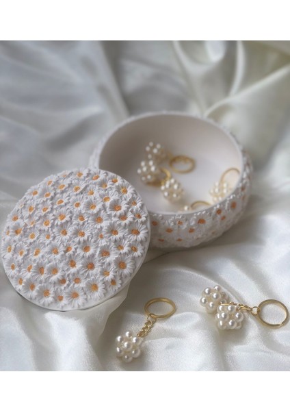 Papatyalı Dekoratif Kutu, Mum ve Takı Saklama, Şık ve Kullanışlı 15.5x5.5 Boyut