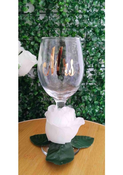 Gelin Damat Kadehi Düğün Nişan Özel Gün 1 Çift Beyaz Gül Demeti modelleri