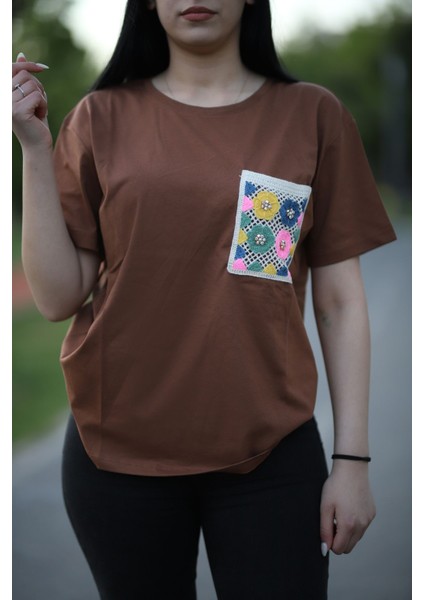 Acı Kahve Pamuklu Cepli T-Shirt