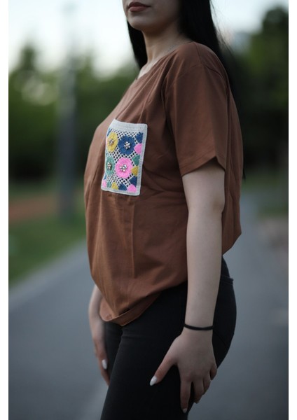 Acı Kahve Pamuklu Cepli T-Shirt modelleri