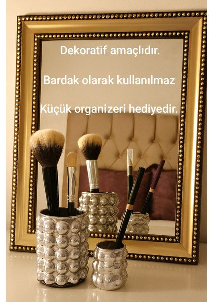 Şık Metalik Makyaj Organizeri, Aynalı, Kullanışlı ve Dekoratif Tasarım