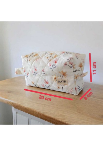 Beyaz Renkli Şık Makyaj Çantası, Pratik ve Kullanışlı Tasarım indirimleri