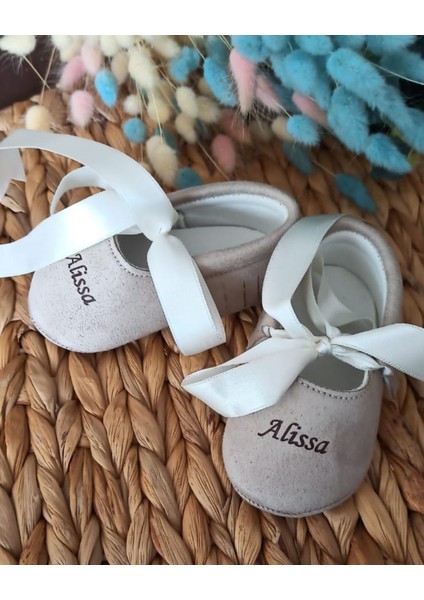 Bebeğinize Özel Nubuk Bej Bebek Patik modelleri