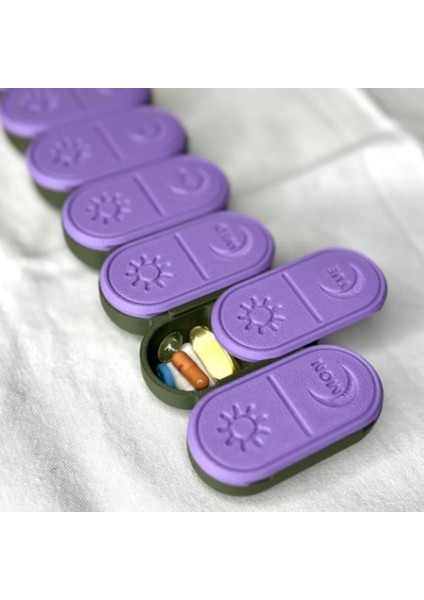 7 Günlük Bölmeli Organizatörü, Sabah ve Akşam Için Renkli Tasarım fırsatları