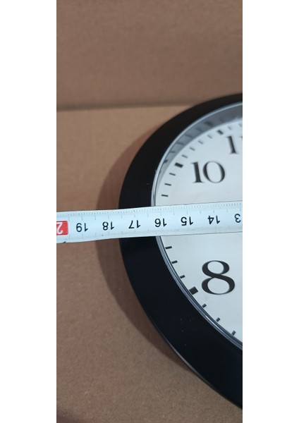 Nurtakı Siyah Analog Sessiz Çalışan Mini Duvar Saati