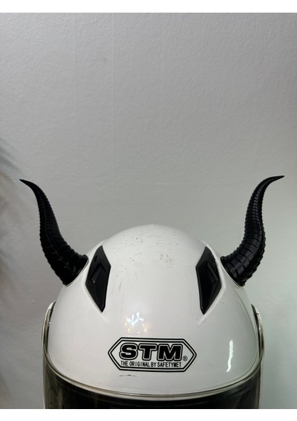 Motor & Motosiklet Siyah Boynuz Kask Dış Aksesuarı modelleri