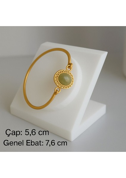 Şık Eğik Bileklik Standı, Takı Teşhir Aparatı, Hafif ve Kullanışlı Plastik Tasarım