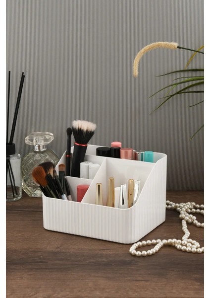 Şık ve Kullanışlı Makyaj Düzenleyici Kutu, Beyaz Renk, Pratik Kozmetik Saklama Çözümleri