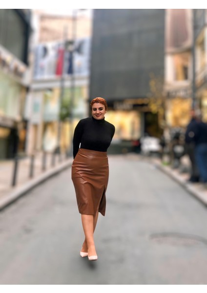 Önden Yırtmaçlı Deri Etek modelleri