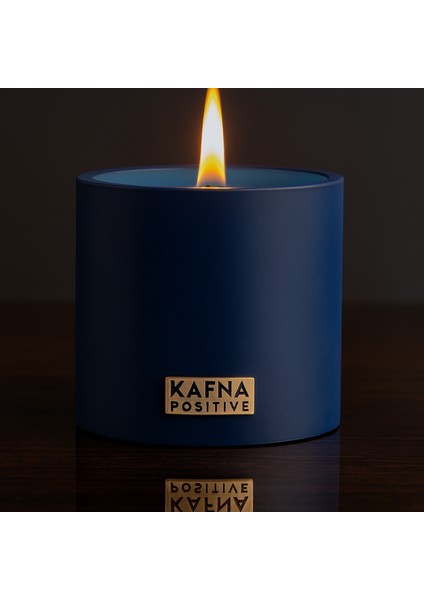 Böğürtlen Kokulu Indigo Beton Mum – %100 Soya Wax, El Yapımı, Doğal Vegan Mum indirimleri