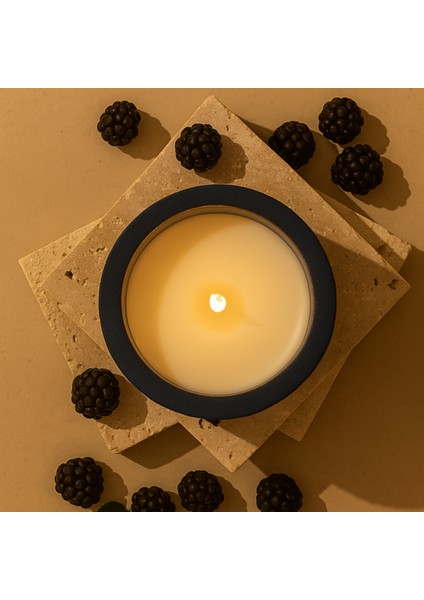 Böğürtlen Kokulu Indigo Beton Mum – %100 Soya Wax, El Yapımı, Doğal Vegan Mum modelleri