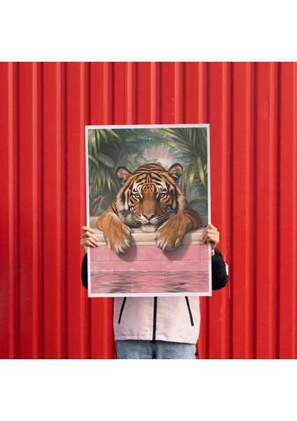 "tiger In The Pool" Poster Tablo (Çerçeveli) modelleri