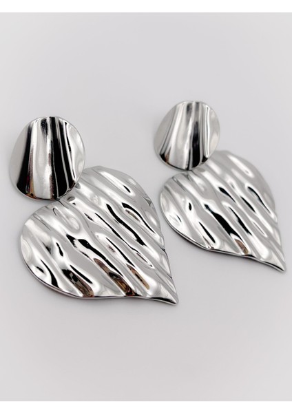 Çelik Küpe Asimetrik Tırtıklı Sallantılı Kalp Küpe modelleri