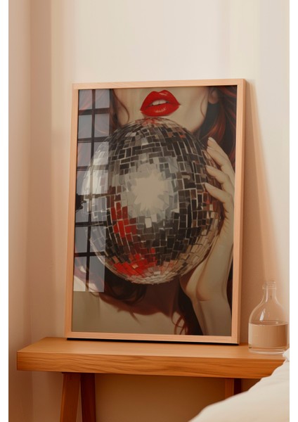 Ahşap Çerçeveli Tablo, Disko Toplu Kadın Portresi, Genç Odası Dekoru Poster No: 109606 fiyatları