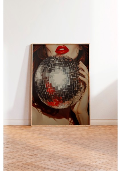 Ahşap Çerçeveli Tablo, Disko Toplu Kadın Portresi, Genç Odası Dekoru Poster No: 109606 modelleri