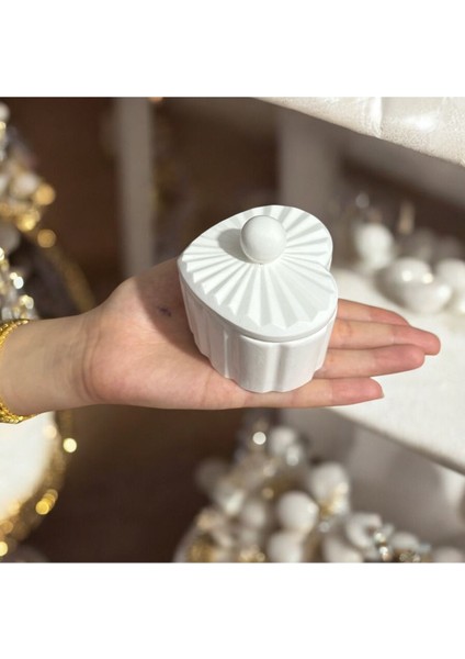 Kalp Şeklinde 5'li Takı Organizer, 8X7X4 Cm, Mücevher ve Aksesuar Saklama Kutusu fırsatları