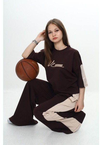 Kız Çocuk %100 Pamuk London Baskılı Oversize Garnili Truvakal Kollu Eşofman TAKIMI-293-EŞT-0010 modelleri