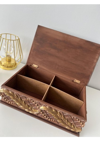 Renkli Çelenk Tasarımlı El Boyama Noel Hatıra Kutusu fırsatları