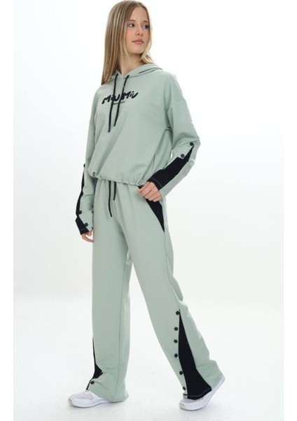 Kız Çocuk %100 Pamuk Kapüşonlu Çıtçıt Detaylı Alt&üst Eşofman TAKIM-179-EŞT-2005 fiyatları