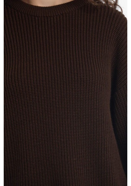 Regular Fit Bisiklet Yaka Selanik Kumaş Basic Düz Triko Kazak H6905AZ25WN indirimleri