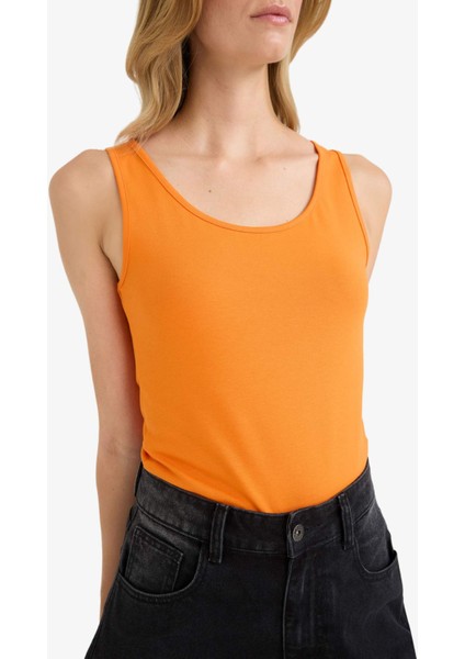 Slim Fit Dar Kesim Basic Düz Yuvarlak Yaka Atlet I1059AZ25AU modelleri