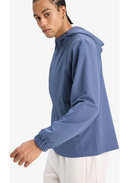 Fit Su İtici Regular Fit Kapüşonlu Fermuarlı Yağmurluk E9218AX25AU fırsatları