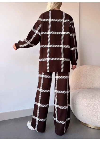 Ekoseli Triko Takım Kahvebeyaz modelleri