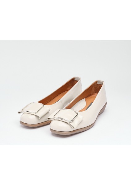 Hakiki Deri Aksesuarlı Kadın Babet fiyatları