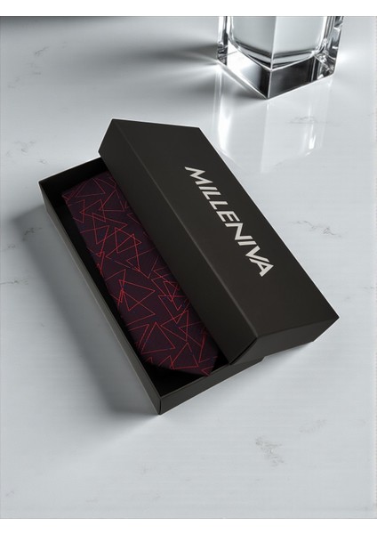 Geometrik Desen Bordo Kravat & Mendil fırsatları