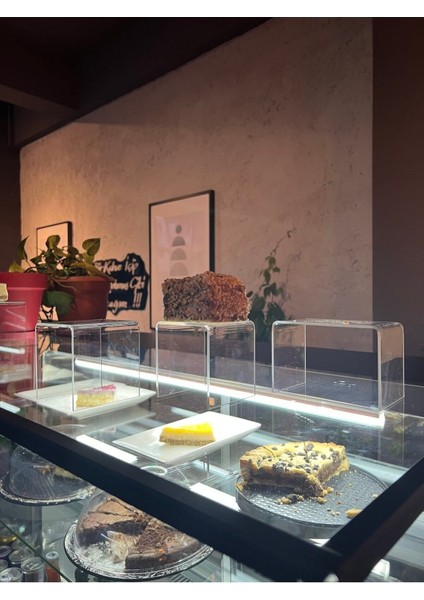 Şeffaf Pleksi Yükseltici Standı 12X12 Cm, 2’li Set, Şık ve Dayanıklı Sergileme Çözümü