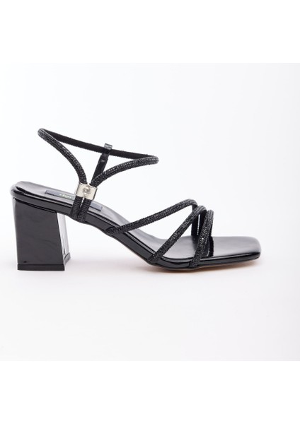 Bilekten Bantlı Taşlı Kadın Abiye Ayakkabı